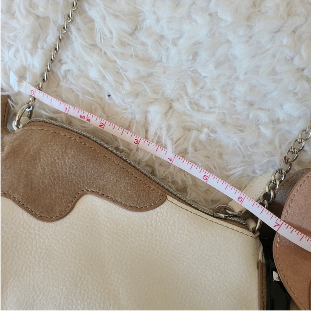 Betsey Johnson Roxy Puppy Dog
Crossbody Purse- Rare, Small Ready to wear. - Picture 12 of 12